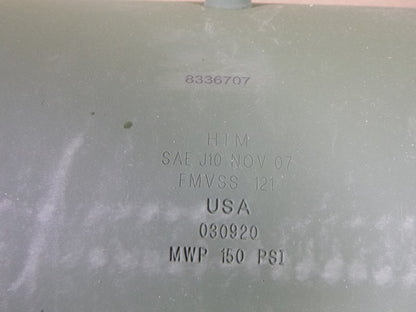 M172A1 25-Ton Semitrailer Air Reservior Pressure Tank 8336707 , 2530-01-054-4384 | Genuine M35 Military Truck Parts and M939 Cargo Truck Surplus Parts