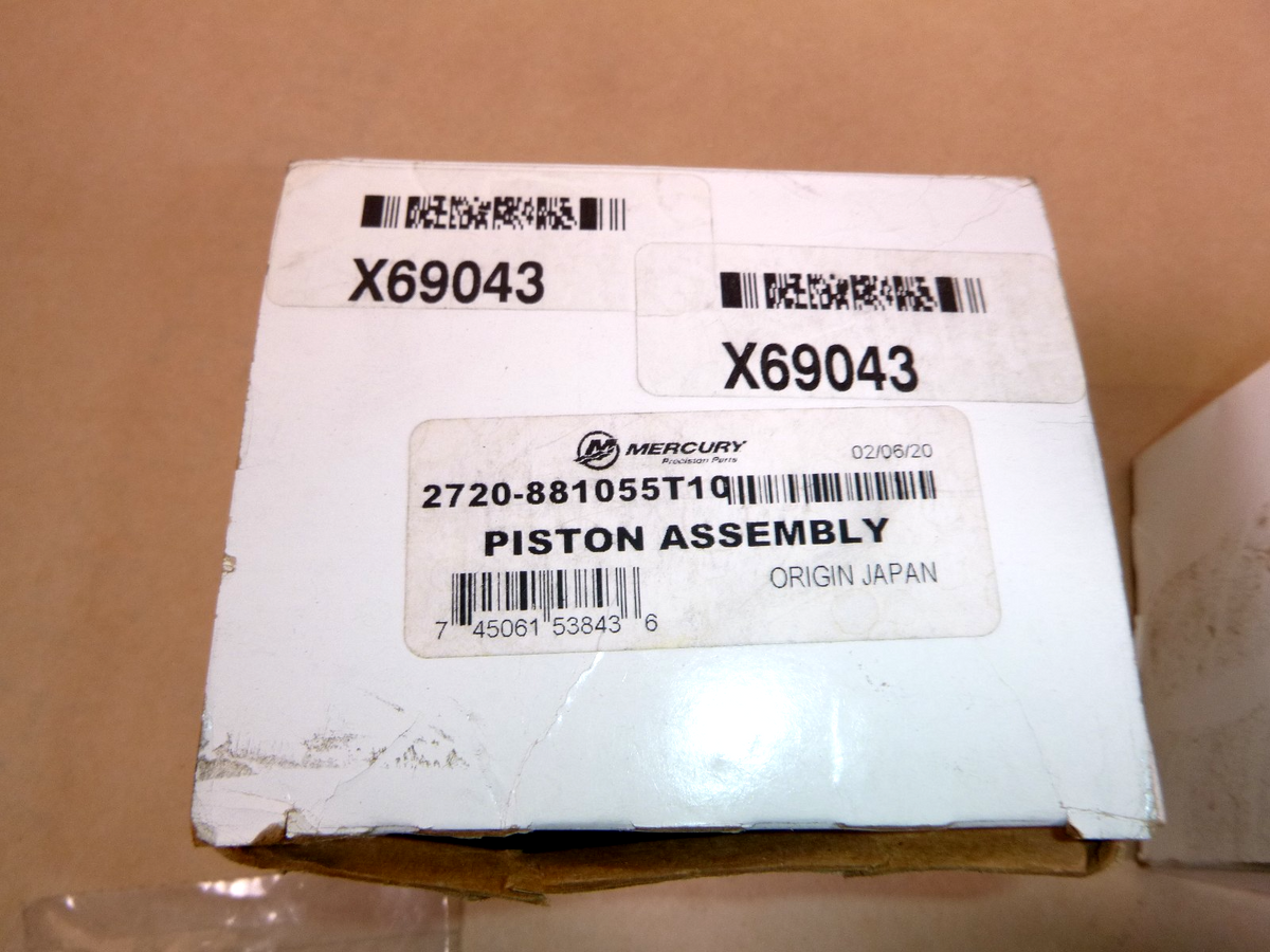Genuine OEM MerCruiser Mercury Stern Drive Piston Kit 2720-881055T10 (Lot of 3)