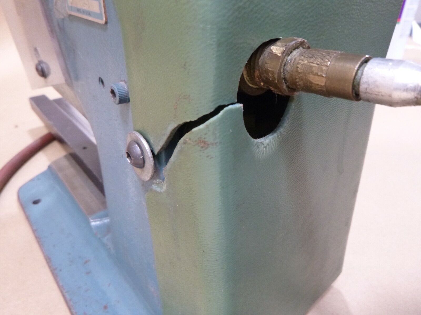 AMP USA 91112-3 PNEUMATIC ARBOR PRESS AMP *UNTESTED* | Industrial MRO Replacement Parts, Manufacturing Machine Parts &amp; Components, Heavy Equipment Parts Supplier
