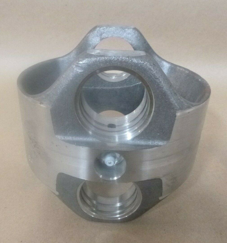 MILITARY MRAP HET PLS TRUCK CENTER YOKE PIVOT V75750401 2GK623 E75750401 OSHKOSH | Genuine FMTV Replacement Parts, LMTV Parts For Sale and Military Surplus Medium Tactical Vehicle Parts & Components