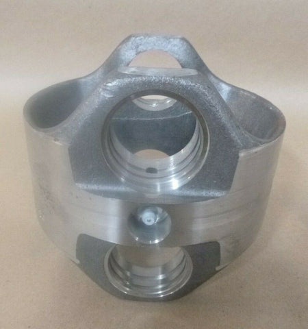 MILITARY MRAP HET PLS TRUCK CENTER YOKE PIVOT V75750401 2GK623 E75750401 OSHKOSH | Genuine FMTV Replacement Parts, LMTV Parts For Sale and Military Surplus Medium Tactical Vehicle Parts & Components