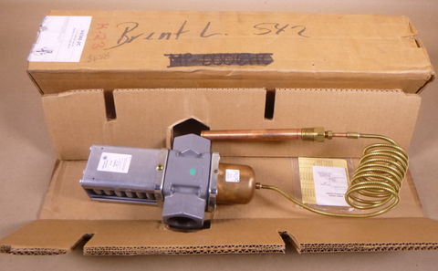 V47AE-2C Johnson Controls 1-1/4" Water Valve , Range 115-180 Deg F | Industrial MRO Replacement Parts, Manufacturing Machine Parts & Components, Heavy Equipment Parts Supplier