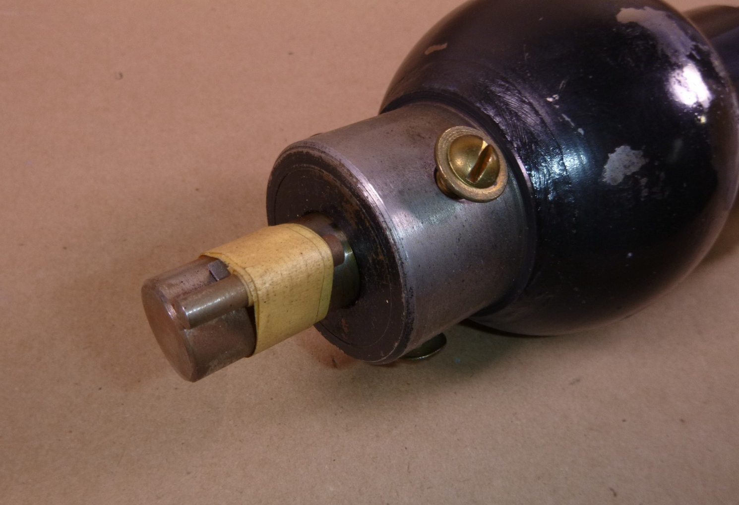 Elliott Mfg Valve Operator 9052-142, 9052 RIH514-2, 2040-00-388-0836 | Industrial MRO Replacement Parts, Manufacturing Machine Parts &amp; Components, Heavy Equipment Parts Supplier
