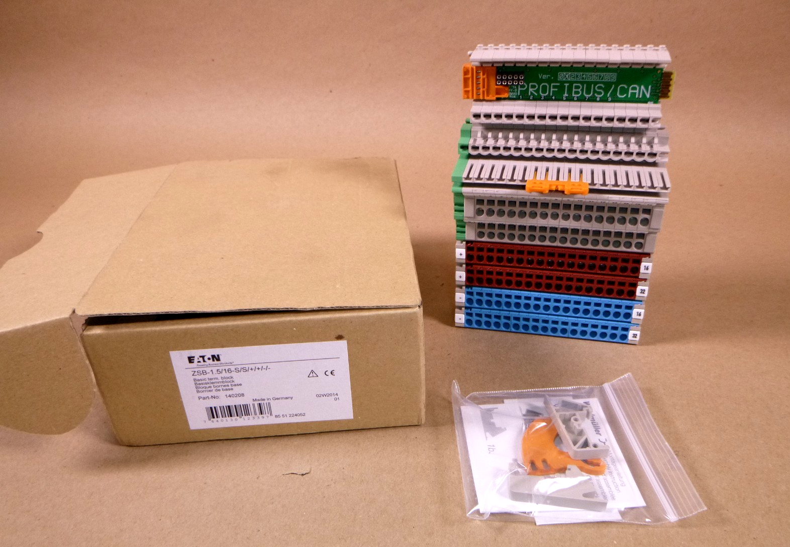140208 Eaton Basic Terminal Block ZSB-1.5/16-S/S/ +/+/-/- WINBLOC | Electrical MRO Replacement Parts &amp; Components and Commercial Electrical Supplies Company