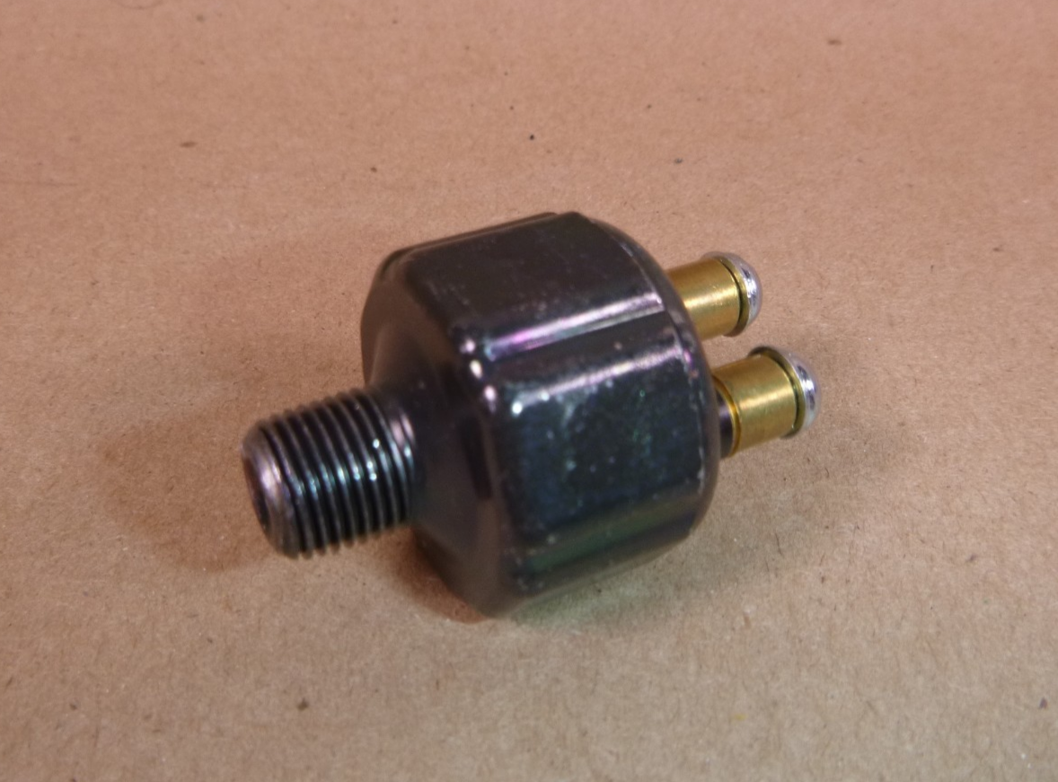 USGI Chelsea Old Style Pressure Switch 379305, 379547 | Industrial MRO Replacement Parts, Manufacturing Machine Parts &amp; Components, Heavy Equipment Parts Supplier
