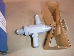 Sporlan 180, 3 Way Pilot Control Valve, 1/4" SAE Flare, Less Coil, M.O.P.D. 275