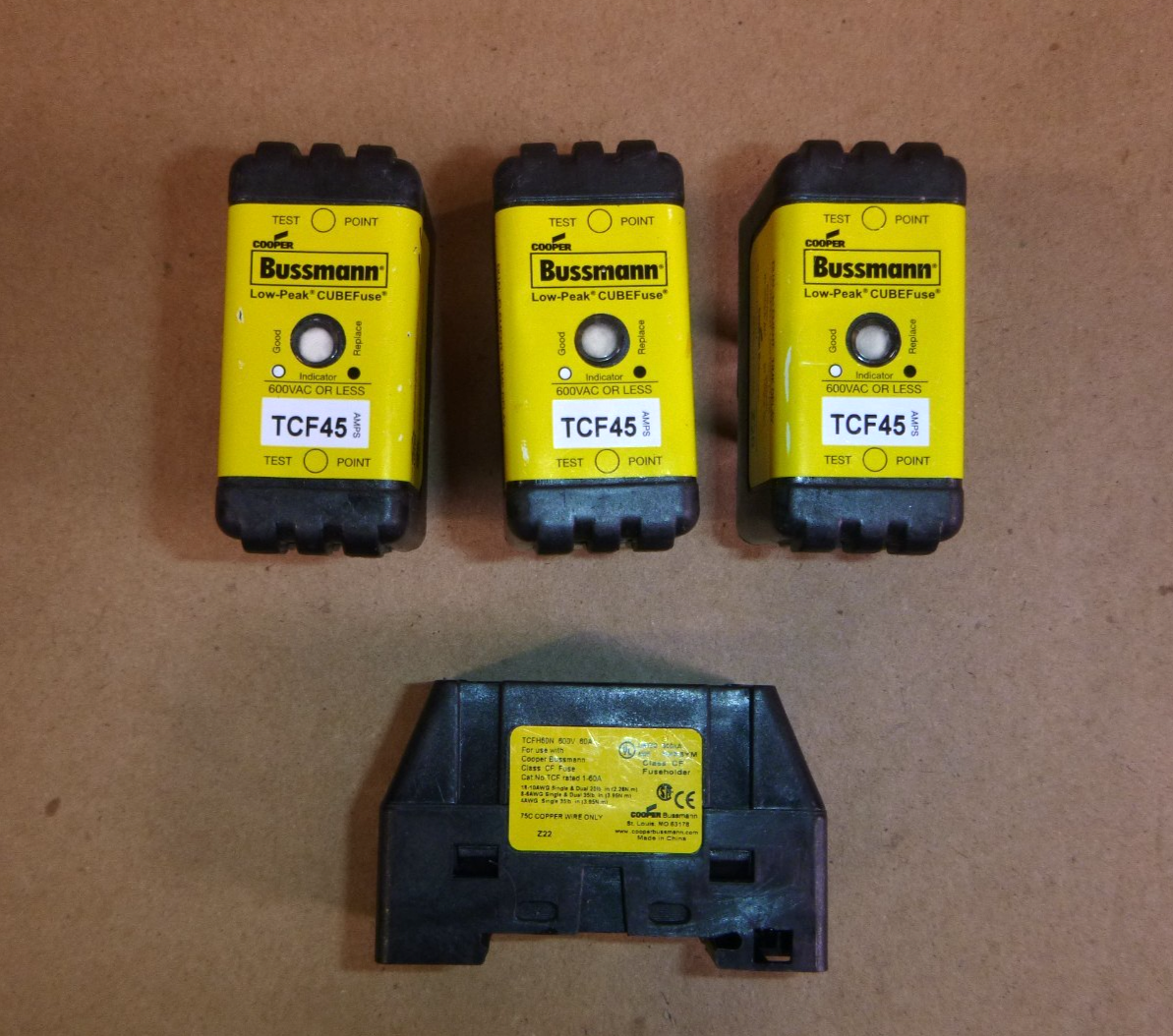 TCF45 Bussman CUBEFuse 45 Amp 600 Volt (3) W/ (1) TCFH60N Fuse Holder (Lot of 4)