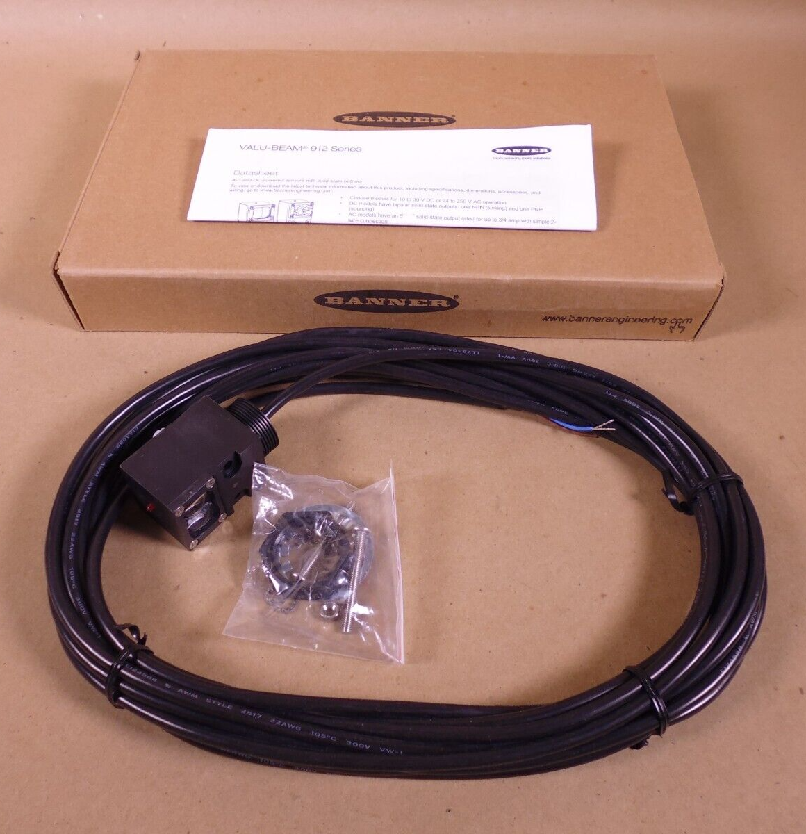 NEW Banner 25948 Photoelectric Sensor SM91R W/30 / SM91RW30 VALU-BEAM | Electrical MRO Replacement Parts &amp; Components and Commercial Electrical Supplies Company