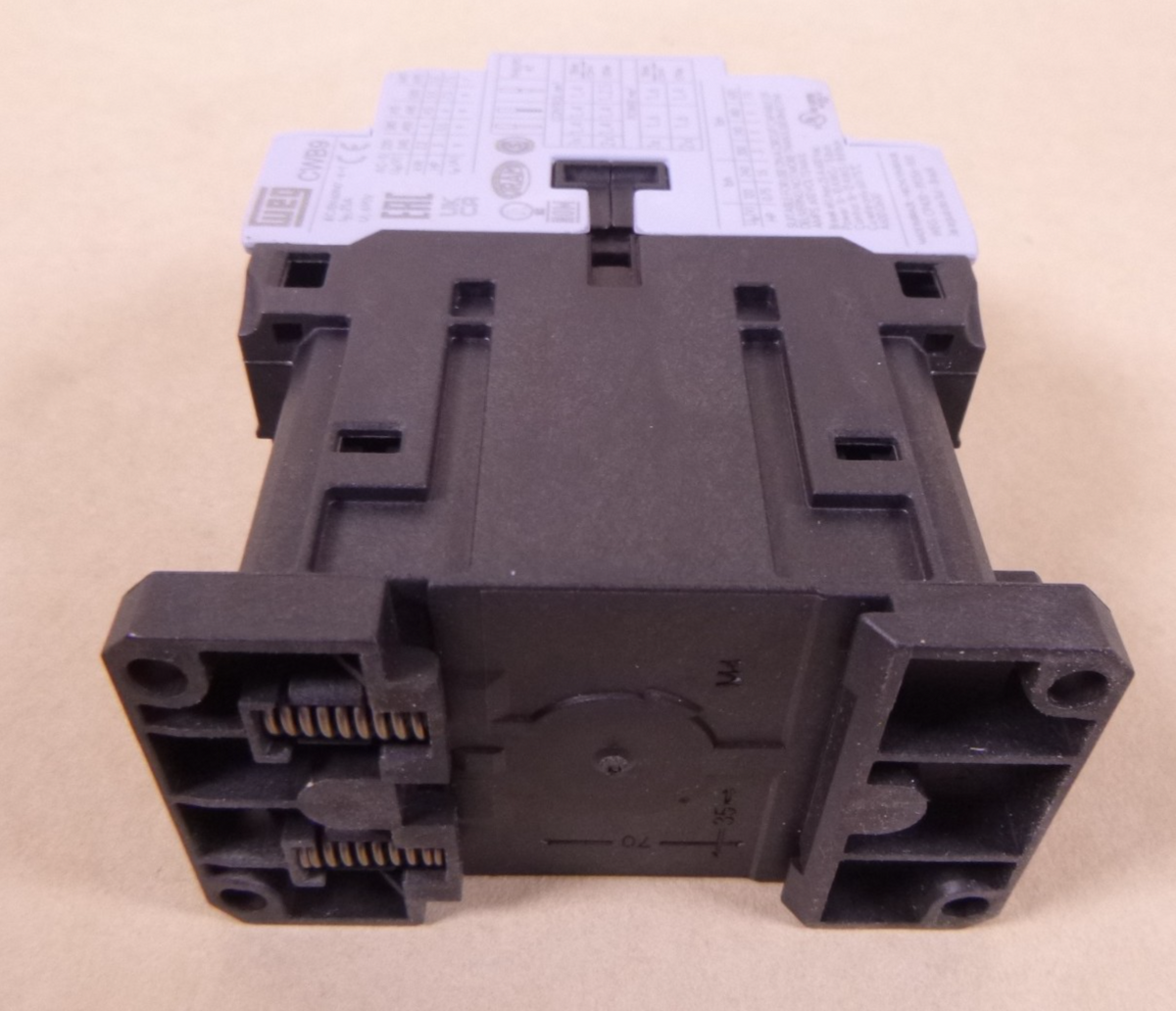 WEG CWB9-11-30C03 Contactor 24VDC , Ie: 9A