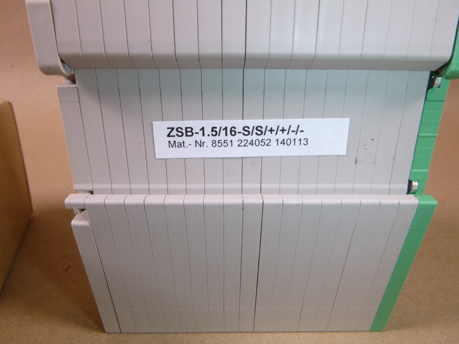 140208 Eaton Basic Terminal Block ZSB-1.5/16-S/S/ +/+/-/- WINBLOC | Electrical MRO Replacement Parts &amp; Components and Commercial Electrical Supplies Company