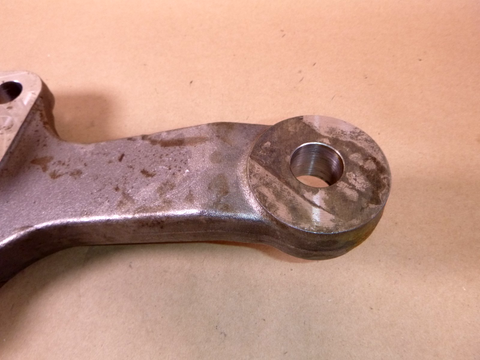 USGI FMTV / LMTV / MTV Pivoting Spindle Steering Arm 3133B7178, 2530-01-363-2355 | Genuine FMTV Replacement Parts, LMTV Parts For Sale and Military Surplus Medium Tactical Vehicle Parts & Components