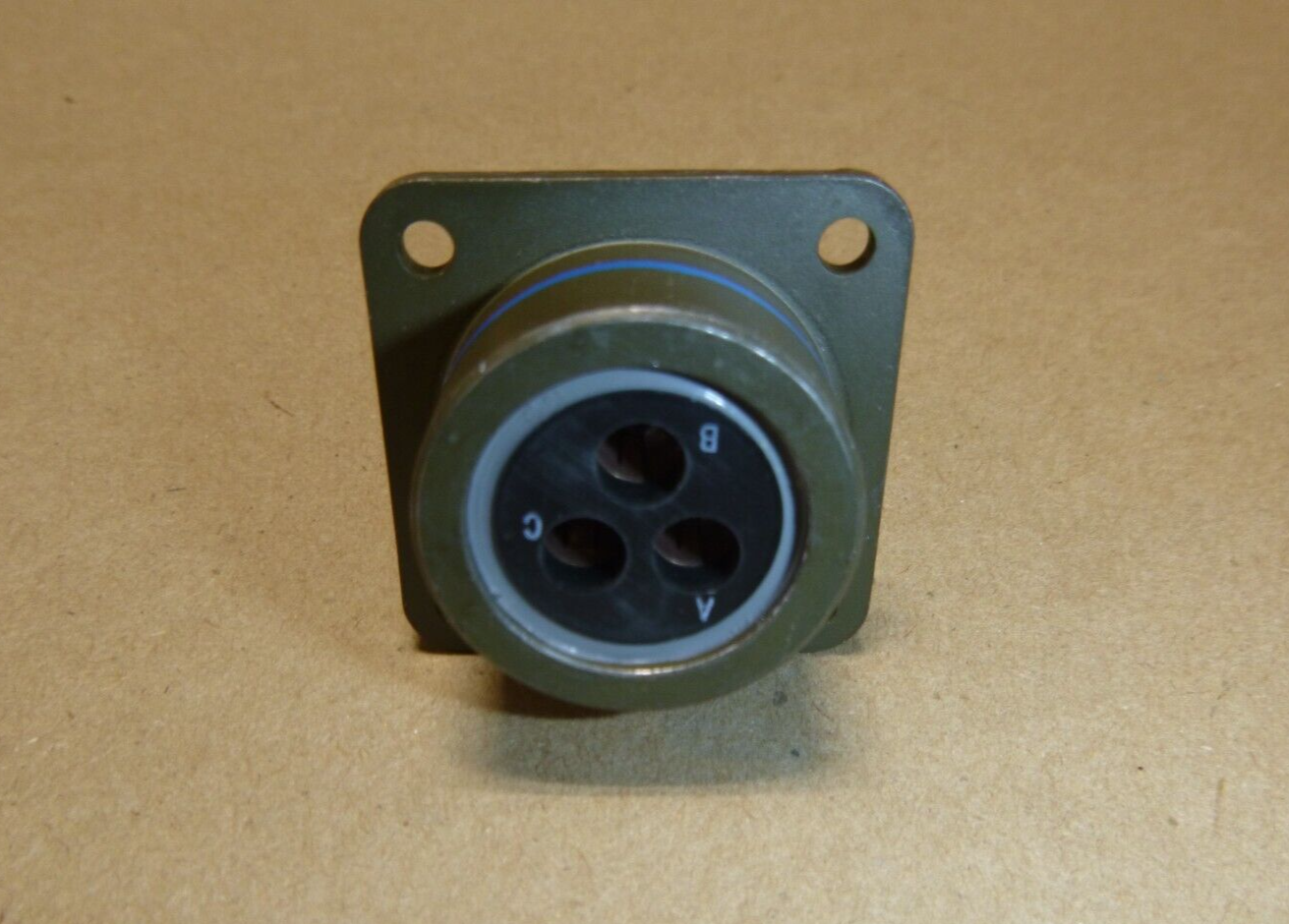 MS3452W16-10P Circular MIL Connector, Box Mount, Size 16, 3 Position 9442W16-10P | Electrical MRO Replacement Parts &amp; Components and Commercial Electrical Supplies Company