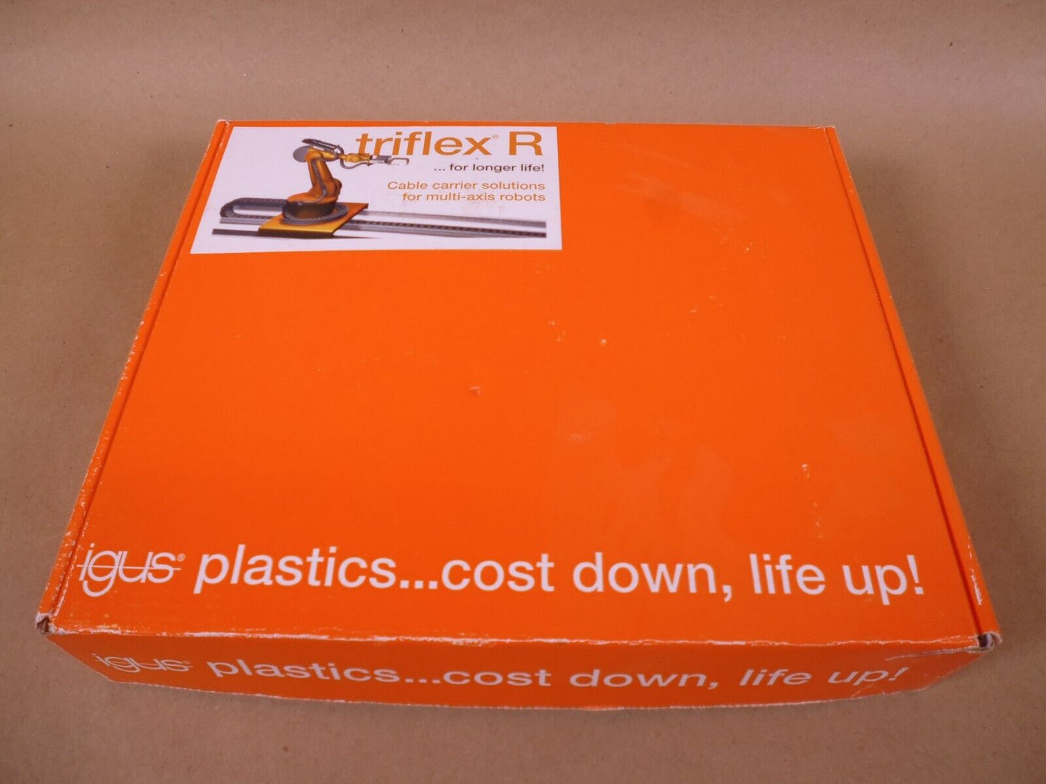 Triflex R Cable Carrier Sample Box TRE TRL CFROBOT2 Cable Multi-Axis Robot igus | Industrial MRO Replacement Parts, Manufacturing Machine Parts &amp; Components, Heavy Equipment Parts Supplier