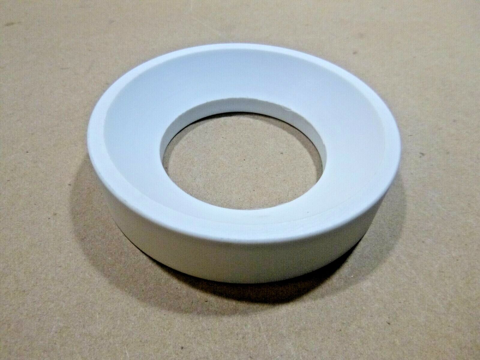 KALMAR RT240 BEARING RETAINING PLATE 9238280836, 3110-01-486-0115 | Industrial Tractor Parts Supplier and Surplus Tractor Parts &amp; Accessories