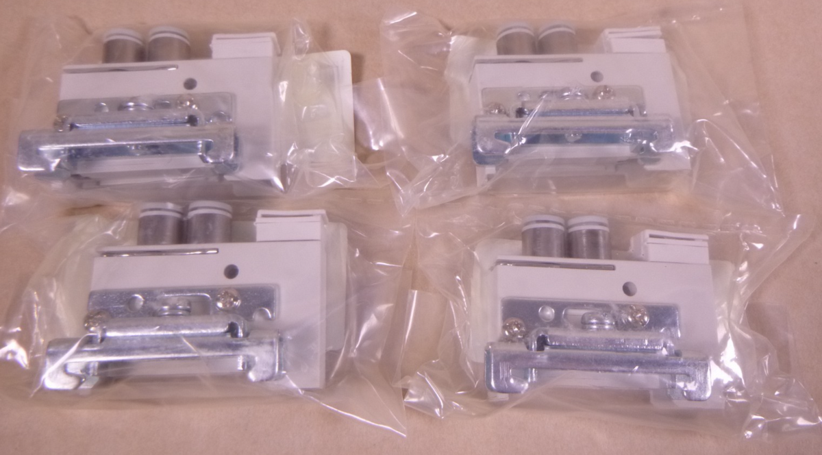(4 PACK) SMC VVQ1000-2A-7 End Plate U Side, For VQ VQ1000 Manifold