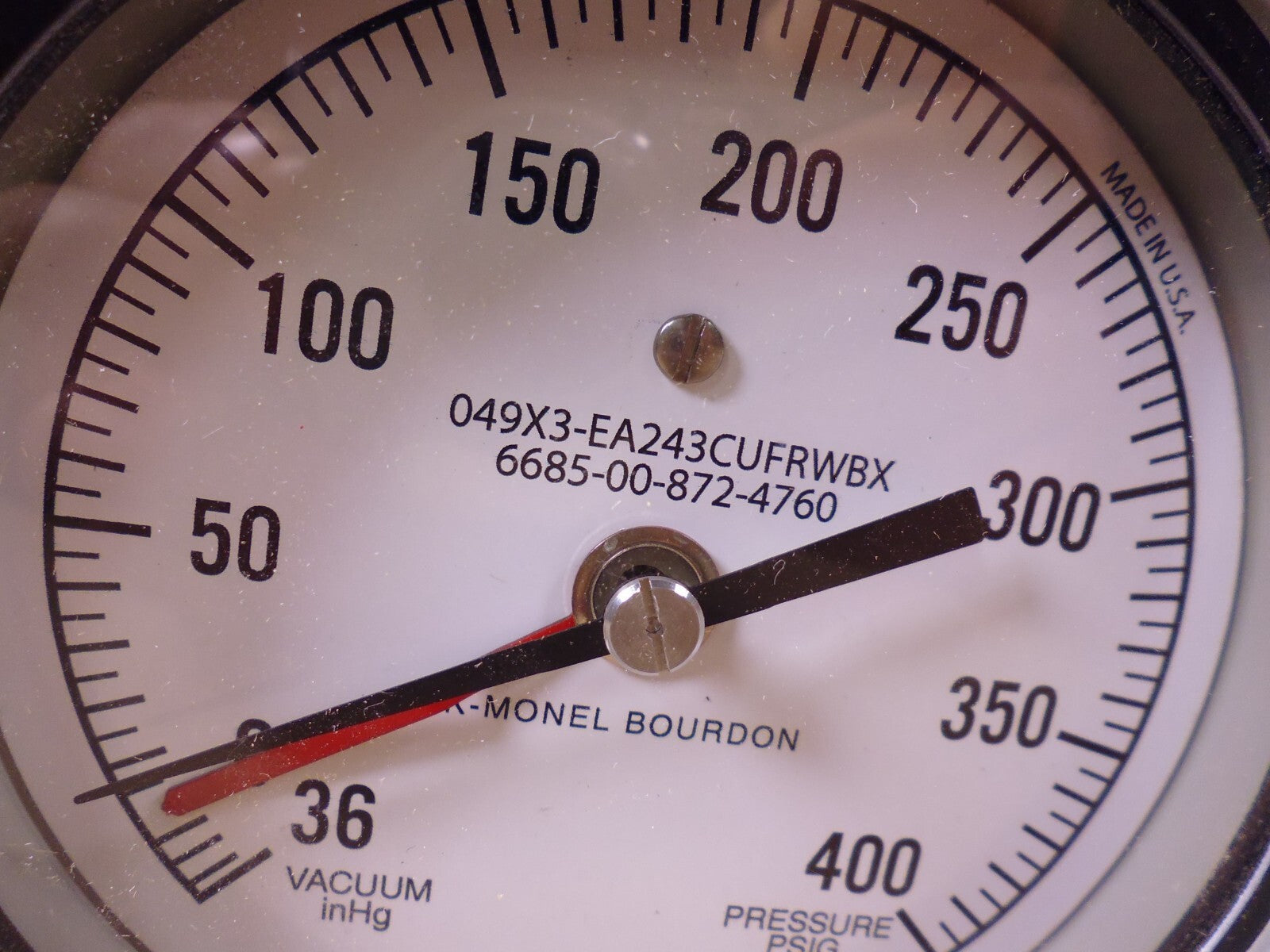 Weksler EA24-3CUF-RWBX Pressure Gauge 400PSI , 6685-00-872-4760 | Industrial MRO Replacement Parts, Manufacturing Machine Parts &amp; Components, Heavy Equipment Parts Supplier