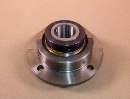 RFP 108C Sealmaster Heavy Duty 1-1/2" Piloted Flange Unit, 4 Bolt,Contact Seals | Industrial MRO Replacement Parts, Manufacturing Machine Parts &amp; Components, Heavy Equipment Parts Supplier
