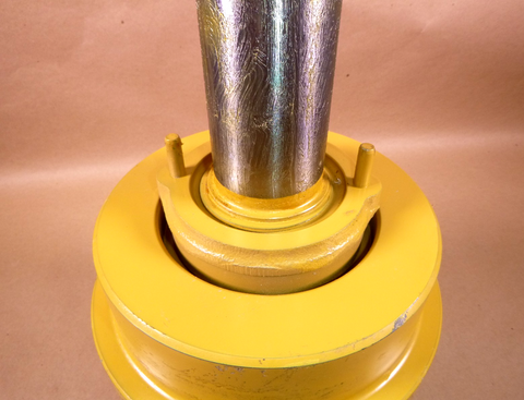 Genuine Caterpillar Top Roller 188-5600, 1P8717, 2P3514, 5S3271, 7M9489 | Industrial Tractor Parts Supplier and Surplus Tractor Parts & Accessories