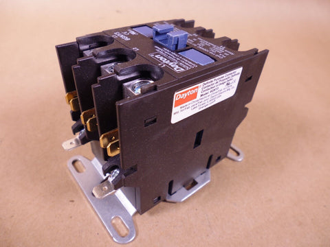 DAYTON 6GNY3 Definite Purpose Contactor , 3-Pole FLA @ 277VAC: 25 , 110-120VAC