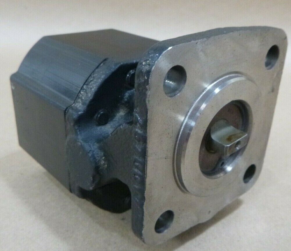 GENUINE OEM CAT CATERPILLAR 5T2421 SUPPLEMENTAL STEERING PUMP HOUSING 130G | Industrial Tractor Parts Supplier and Surplus Tractor Parts &amp; Accessories