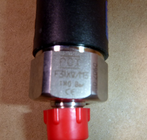 F31XV/M2 FOX Pressure Switch 0-10 bar 250Vac 110Vdc 1/4" Connection | Electrical MRO Replacement Parts & Components and Commercial Electrical Supplies Company