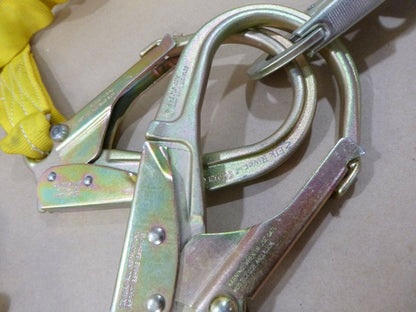 ELK RIVER 36886 FLEX ZORBER ENERGY ABSORBING WEB LANYARD SNAPHOOK 1-1/2" x 6&