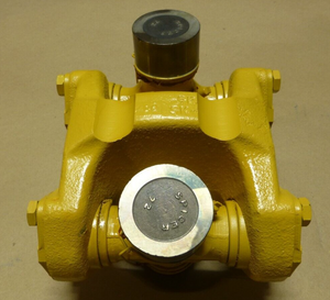 OEM CAT 125-8808 UNIVERSAL JOINT GROUP FOR 972H 966G 966G II 966H 966K 972G | Industrial Tractor Parts Supplier and Surplus Tractor Parts & Accessories