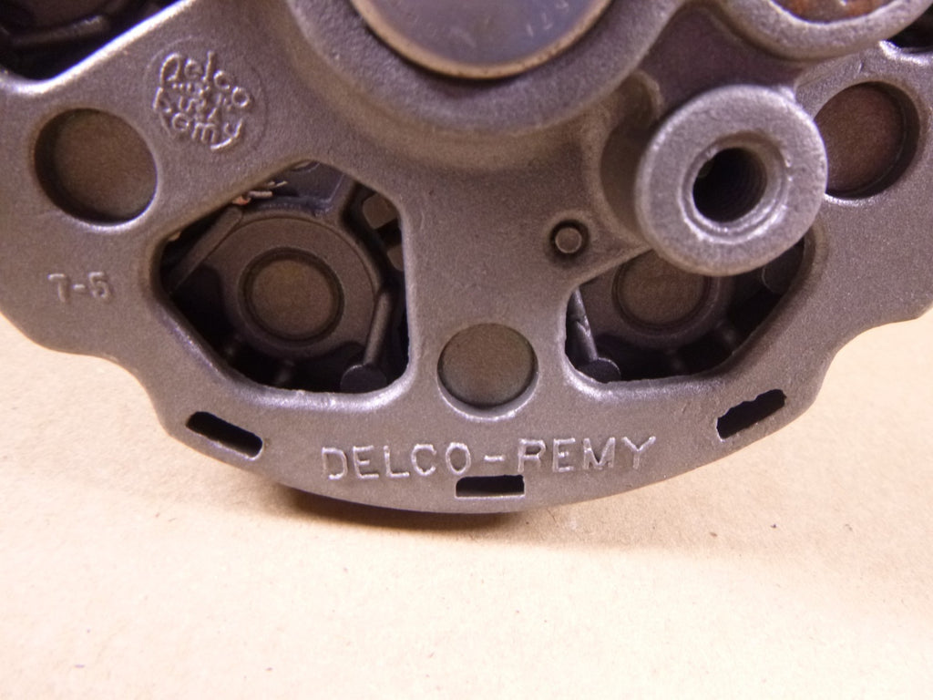 Delco Remy 1100588 Alternator 10SI OEM Genuine 37A 12V | Replacement Truck Parts, Trailer Accessories, Automobile Supplies, Car Parts & Accessories