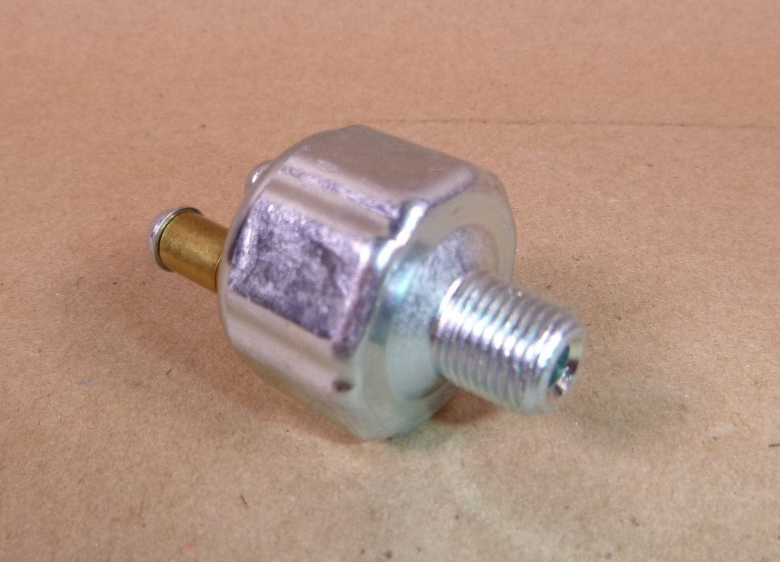 USGI Chelsea Old Style Pressure Switch 379305, 379547, 5930-01-416-9005 | Industrial MRO Replacement Parts, Manufacturing Machine Parts &amp; Components, Heavy Equipment Parts Supplier