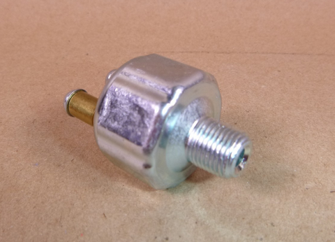 USGI Chelsea Old Style Pressure Switch 379305, 379547, 5930-01-416-9005 | Industrial MRO Replacement Parts, Manufacturing Machine Parts & Components, Heavy Equipment Parts Supplier