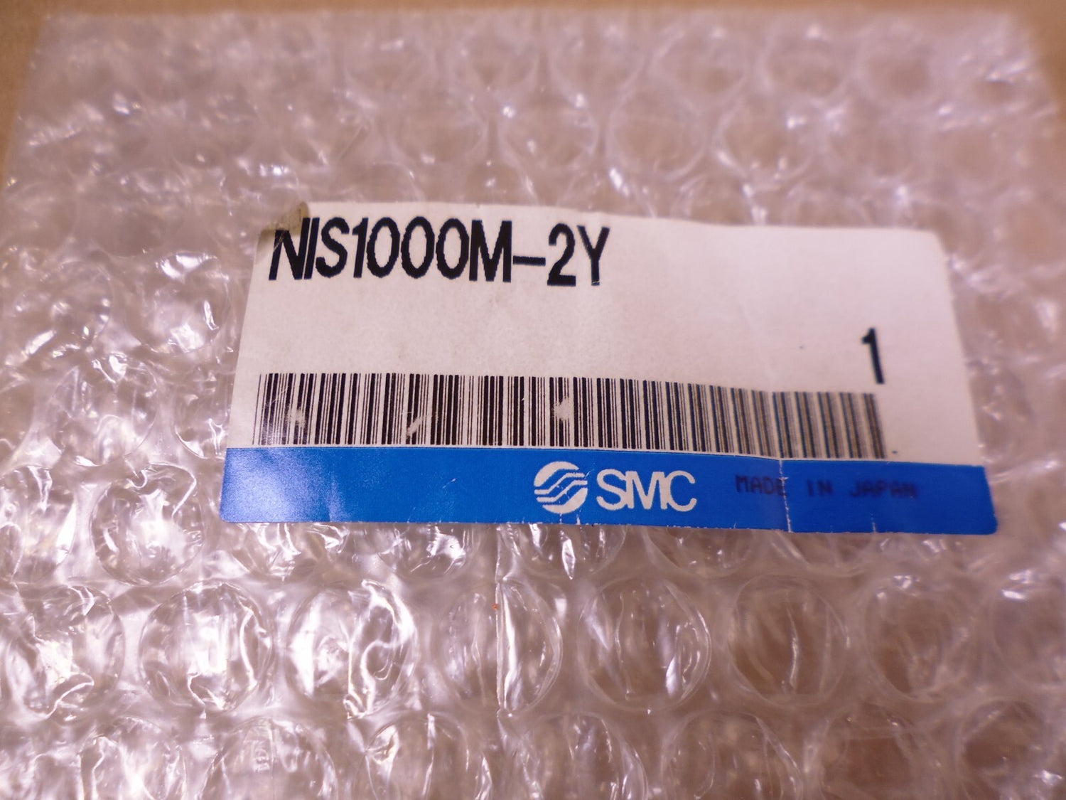 SMC NIS1000M-2Y Pressure Switch IS1000 Y20M | Electrical MRO Replacement Parts &amp; Components and Commercial Electrical Supplies Company
