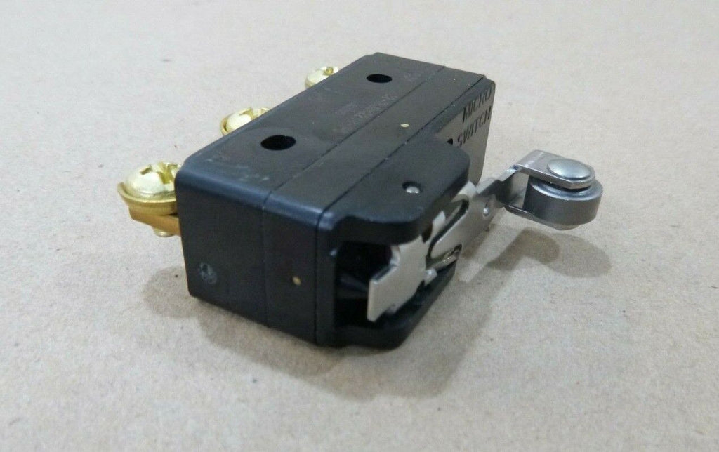 Honeywell BZ-RW842214-P5 Chassis Mount Switch Snap Action SPDT 15A 125V 250/480V | Electrical MRO Replacement Parts & Components and Commercial Electrical Supplies Company