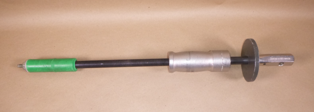 Snap On CJ105-4 Slide Screw With CJ97-3 Slide Hammer 3-3/4 Lbs. | Industrial MRO Tools and Replacement Industrial Equipment Components