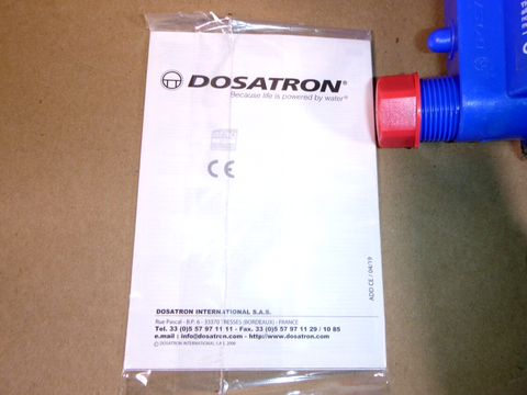 Dosatron D25RE2 Medicator With Bypass Top Precision Dosing 11 GPM