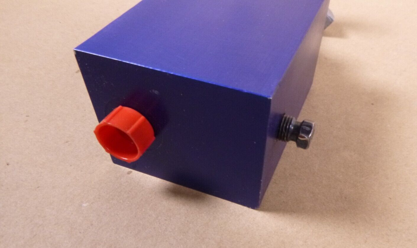 USED Hydraulics International Volume Control Regulating Valve 22173-100, 4820-01-251-7708 | Industrial MRO Replacement Parts, Manufacturing Machine Parts &amp; Components, Heavy Equipment Parts Supplier