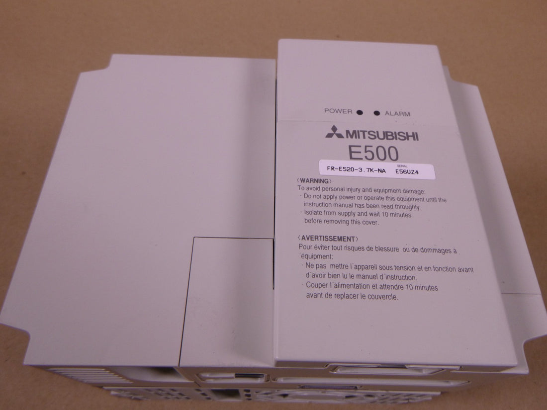 Mitsubishi FR-E520-3.7K-NA VFD 5HP Inverter 24.4A/17.5A 3PH 200-240VAC E500