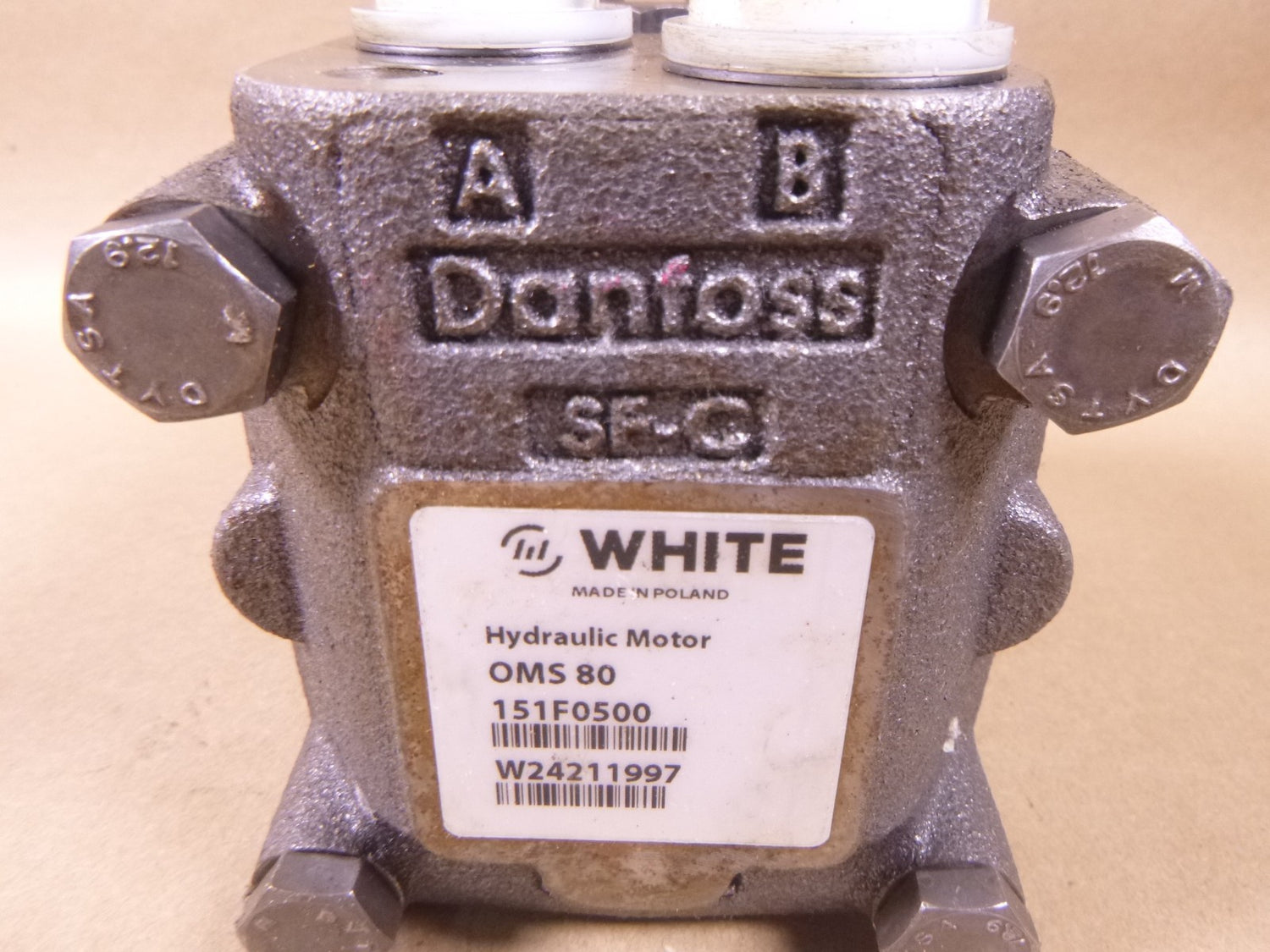 White Danfoss Hydraulic Motor OMS80 151F0500 OMS Series Orbital 4-Hole 32mm | Industrial Electric Motors, Pumps &amp; Parts