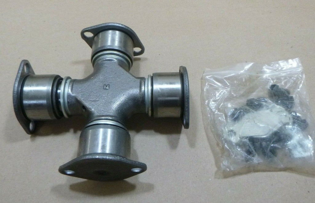 MERITOR Universal Joint  48222AX 2520-01-082-8619 5 Ton M939 M915 M916 CP17N-20