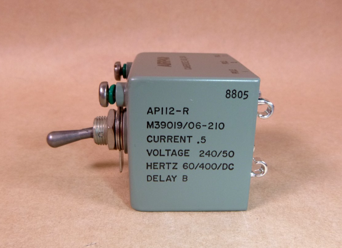 M39019/06-210 Sensata-Airpax Circuit Breaker Magnetic 240 VAC 50 VDC 500mA 400Hz