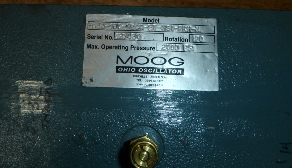 MOOG H133-190-AECQ-ET-MS1-RKH-N Hydraulic Rotary Actuator 2000 Psi 190° Rotation