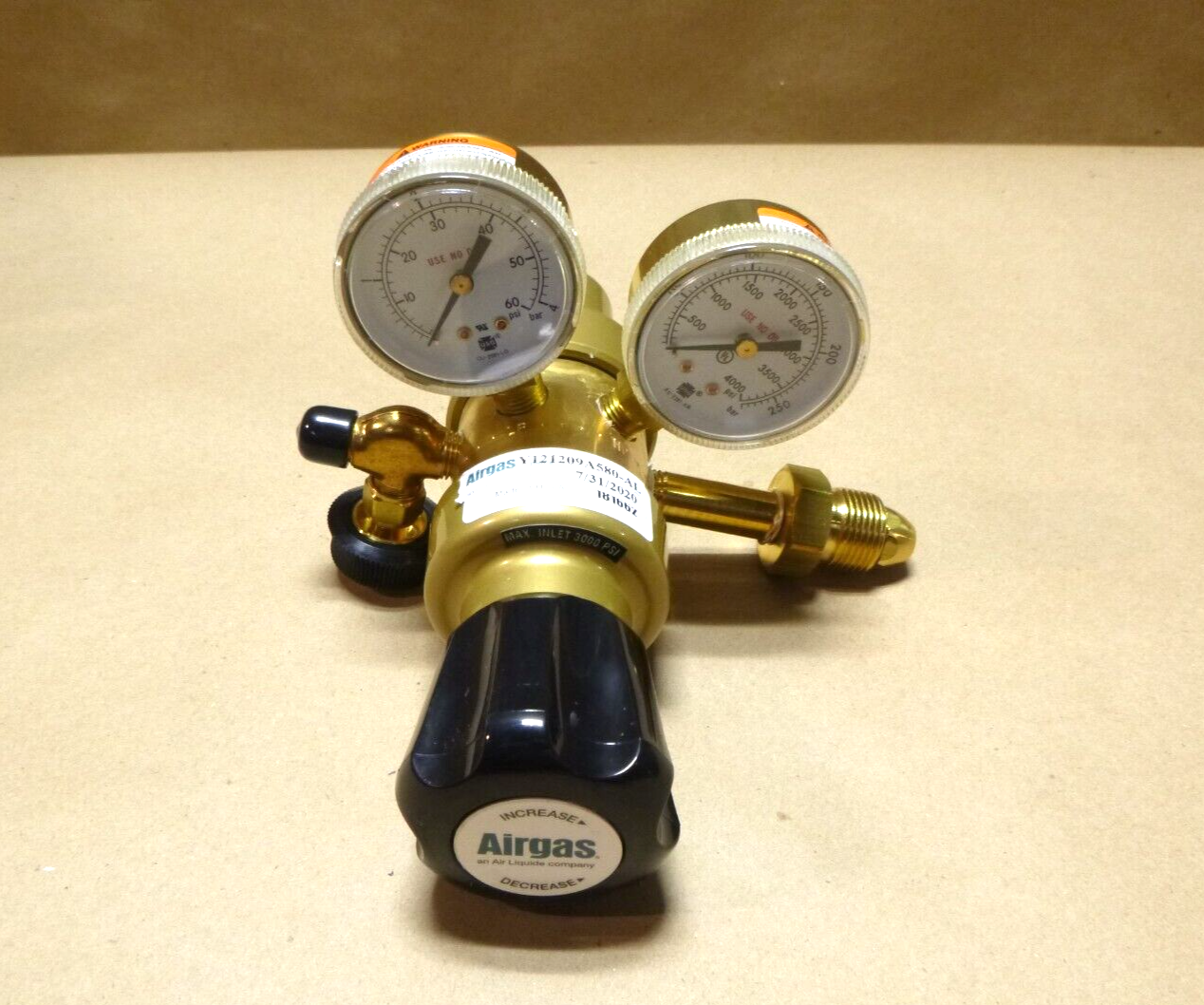 Scott Airgas Oxygen Regulator 51-218B-580, 51218B580, Made in USA | Industrial MRO Tools and Replacement Industrial Equipment Components