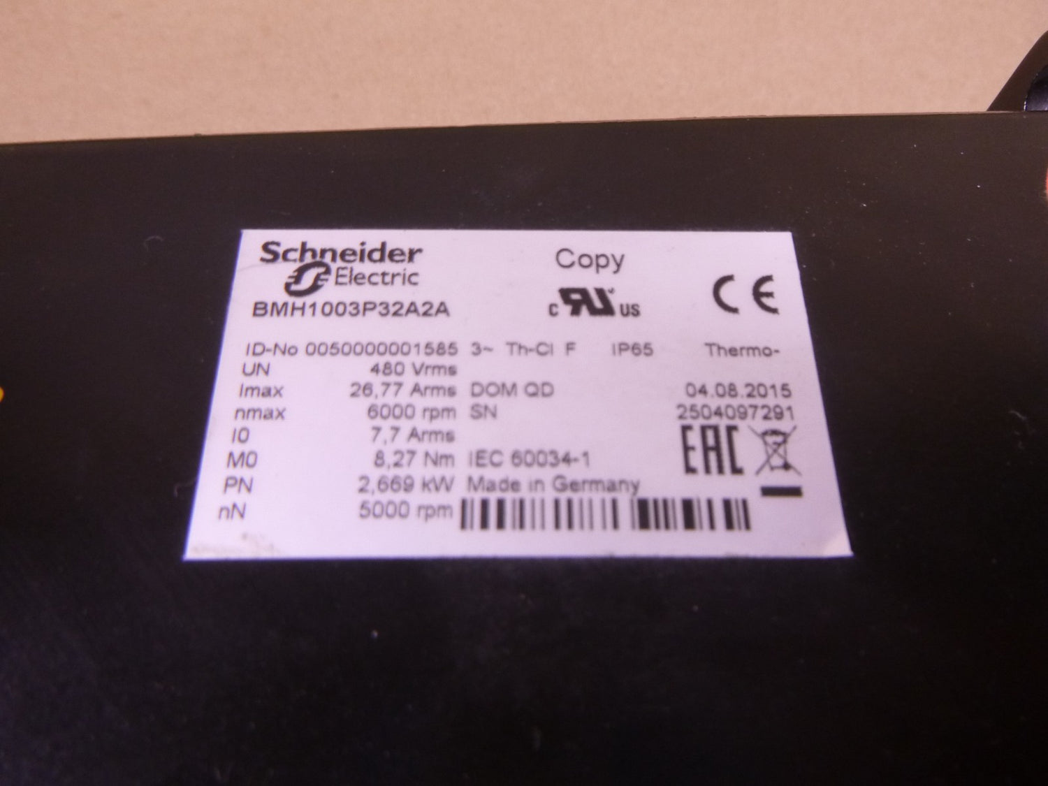 BMH1003P32A2A Schneider 3-Phase Servo Motor 480Vrms 2.7kW 6000RPM 10-Pole | Industrial Electric Motors, Pumps &amp; Parts
