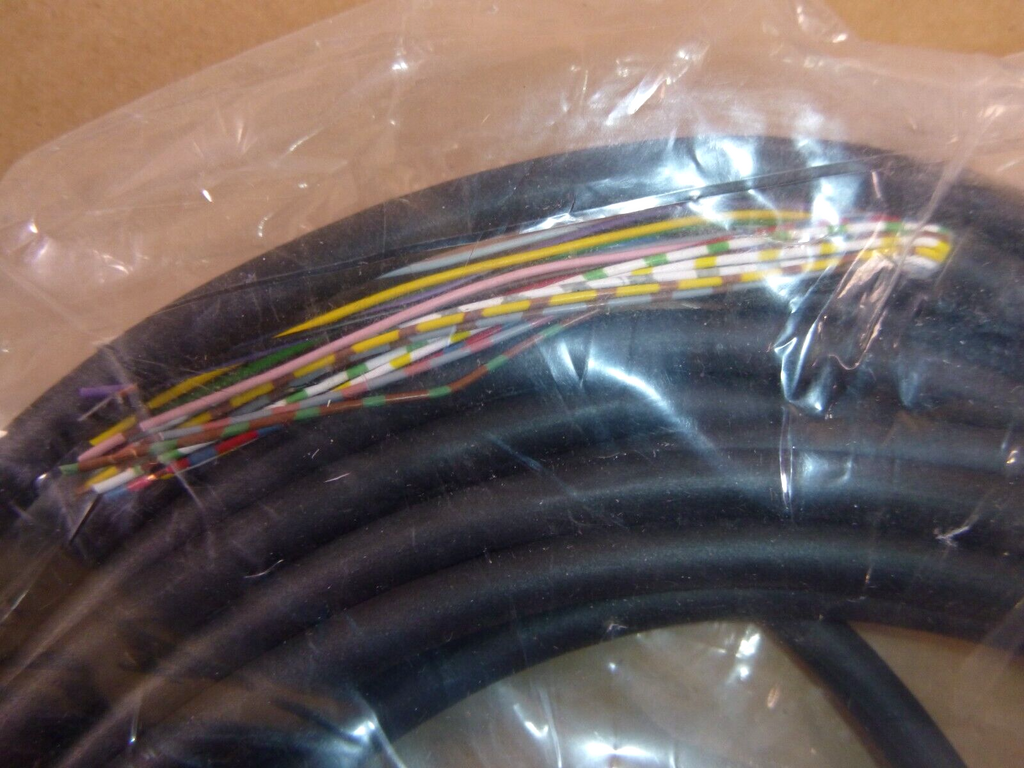 IFM EBC057 8-Port PNP Wiring Block | Electrical MRO Replacement Parts & Components and Commercial Electrical Supplies Company