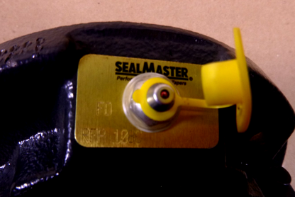 RFP 108C Sealmaster Heavy Duty 1-1/2" Piloted Flange Unit, 4 Bolt,Contact Seals | Industrial MRO Replacement Parts, Manufacturing Machine Parts &amp; Components, Heavy Equipment Parts Supplier