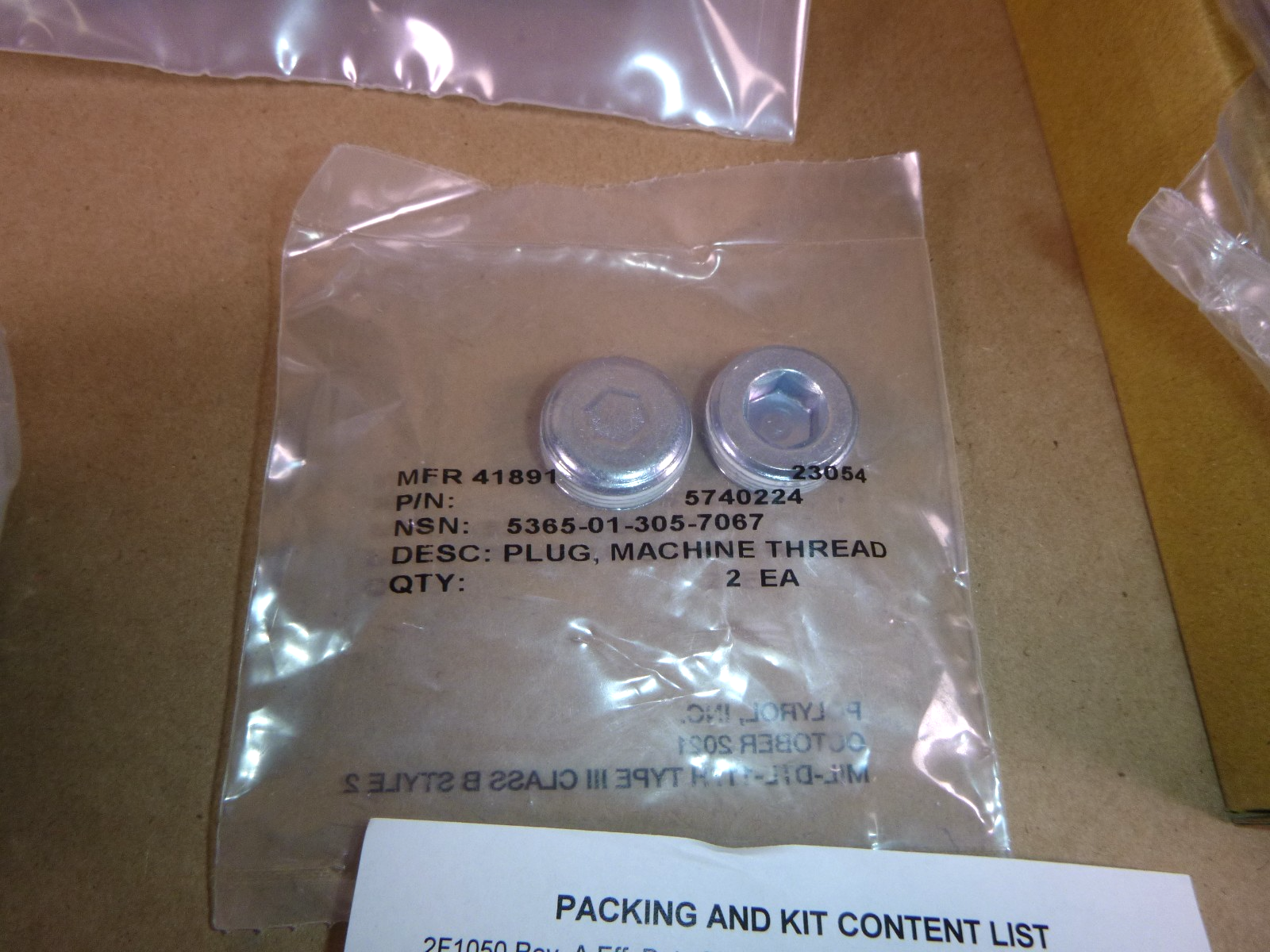 USGI M998 Humvee Filter &amp; Geared Hub Maintenance Kit 2590L0001, 2590-01-530-3471