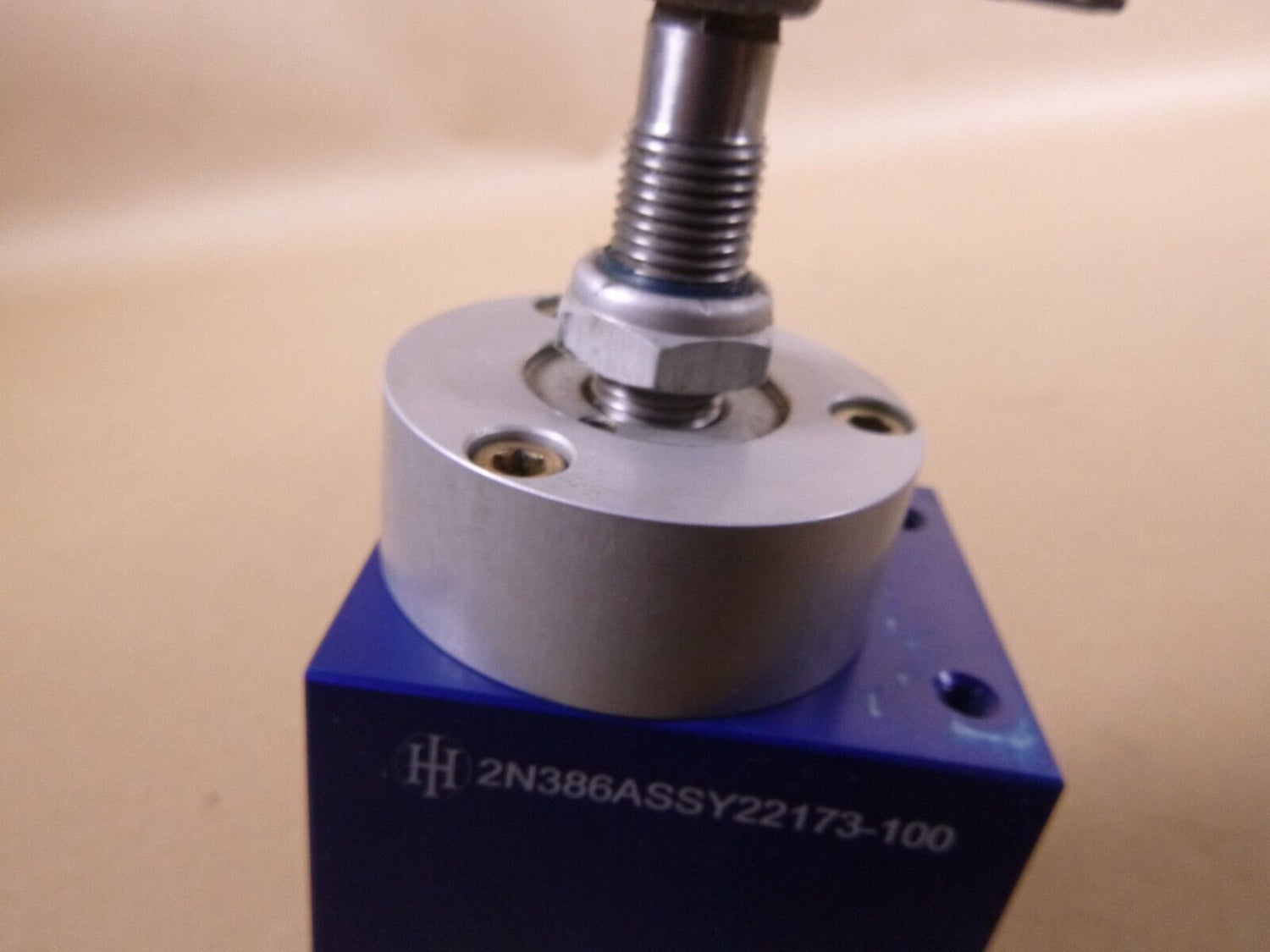 USED Hydraulics International Volume Control Regulating Valve 22173-100, 4820-01-251-7708 | Industrial MRO Replacement Parts, Manufacturing Machine Parts &amp; Components, Heavy Equipment Parts Supplier