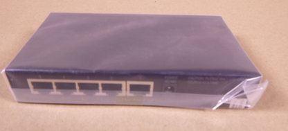 Pakedge Devices SE-5P2-EP 5 Gigabit Unmanaged Switch W/ 2 PoE Passthrough Ports | Electrical MRO Replacement Parts &amp; Components and Commercial Electrical Supplies Company