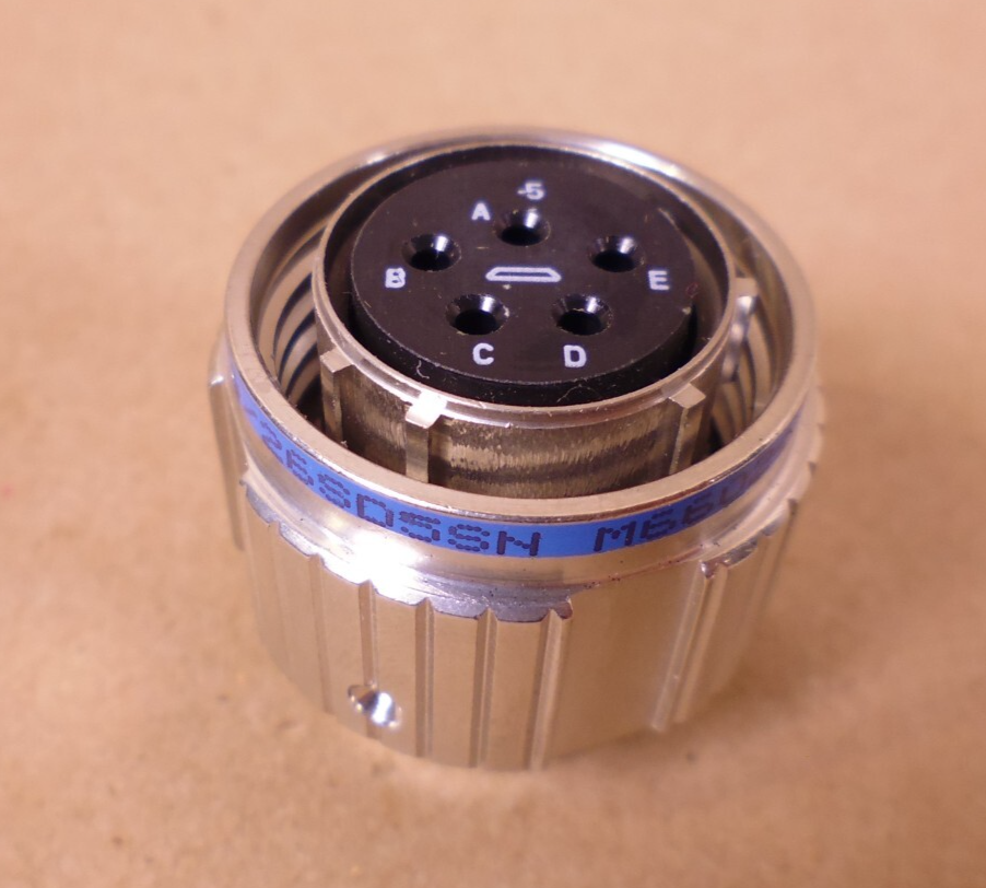 Amphenol E38999/26ND5SN Circular Mil Connector JE38999/26SD5SN 5935-01-258-8816 | Electrical MRO Replacement Parts &amp; Components and Commercial Electrical Supplies Company