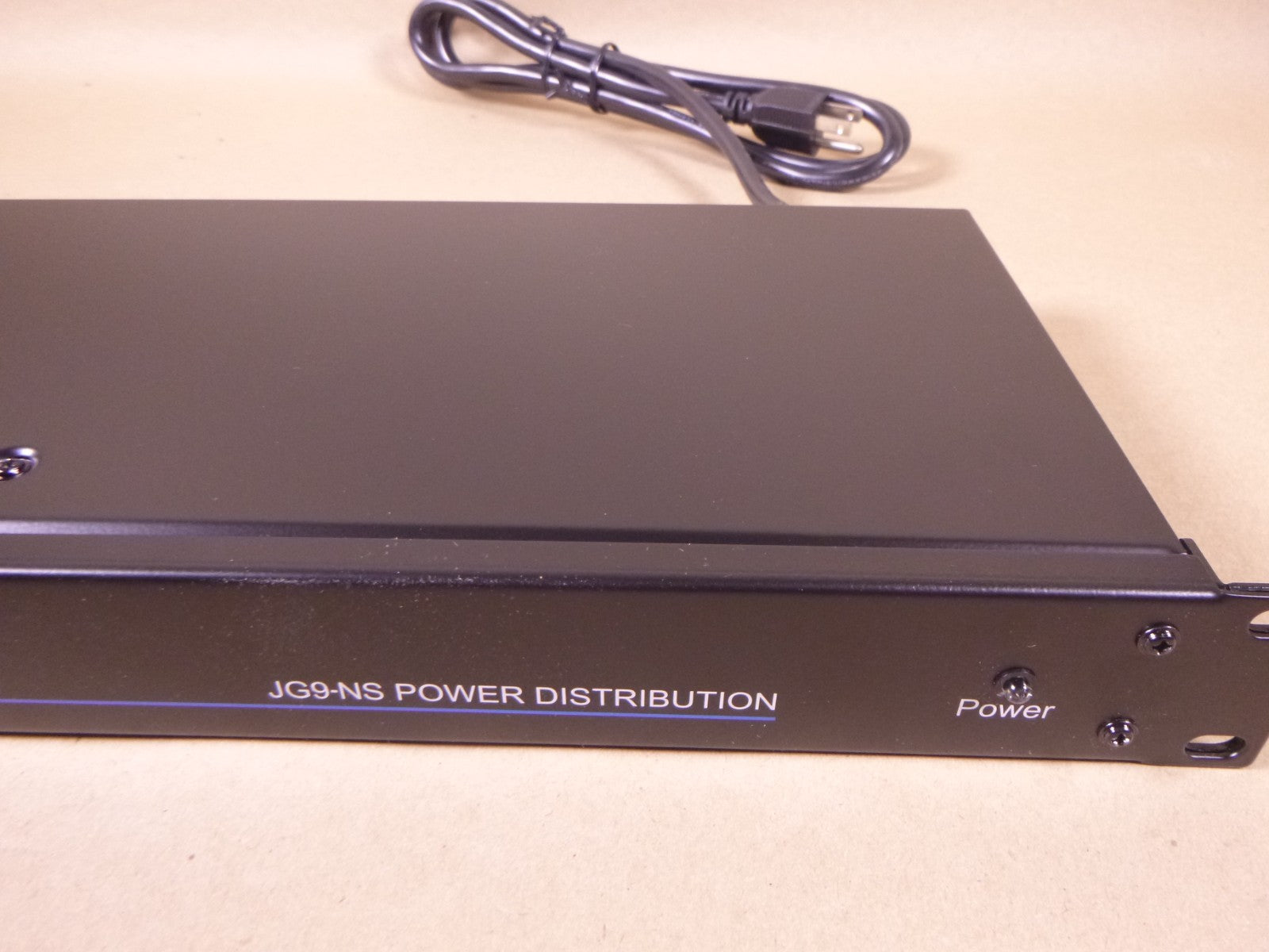 Juice Goose JG9-NS 9-outlet Power Conditioner Distribution | Electrical MRO Replacement Parts &amp; Components and Commercial Electrical Supplies Company