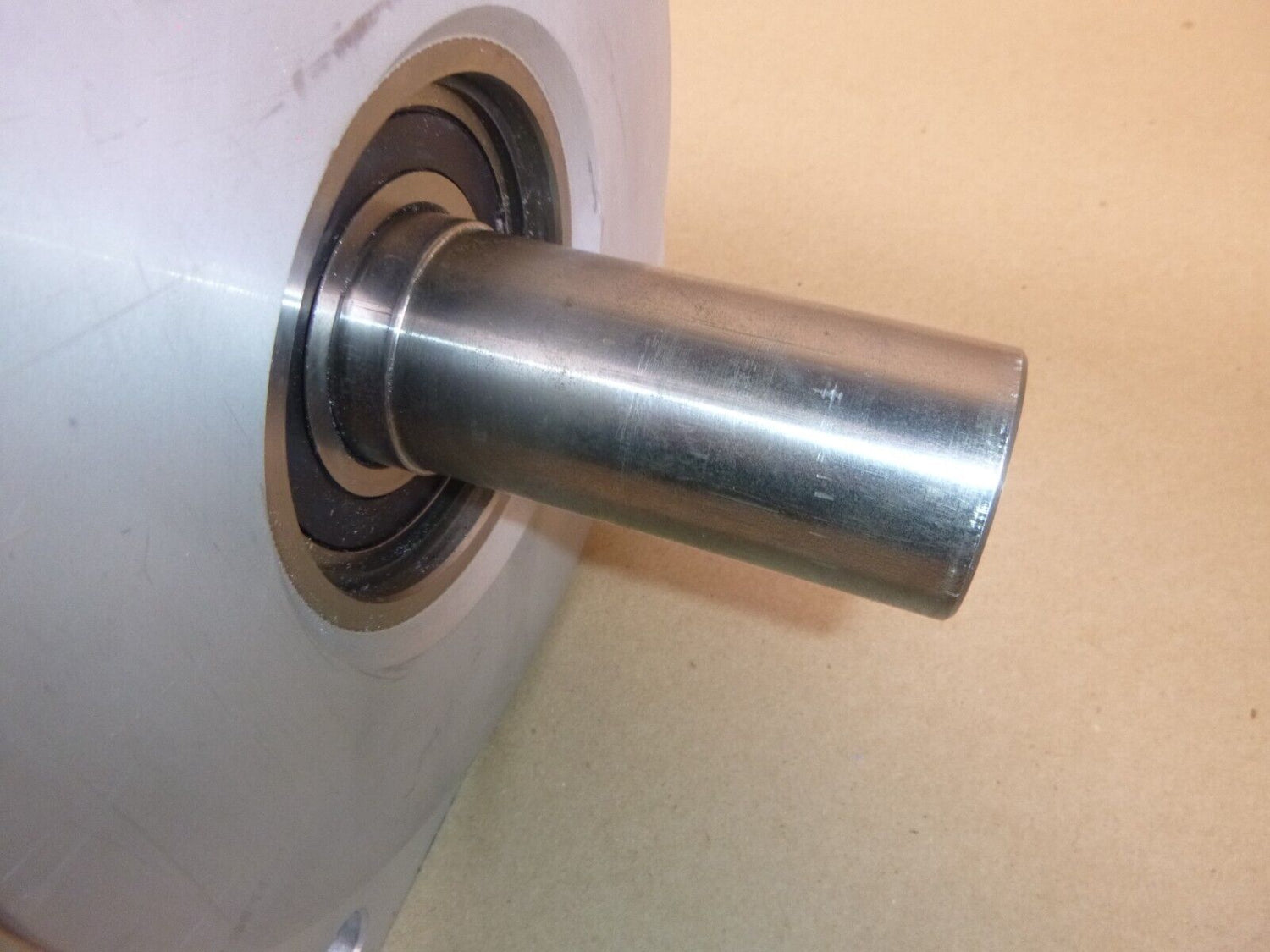 Kollmorgen 640 Vdc Servo Motor AKM74L-ANCN2-00, 5.59 KW (For Parts Not Working) | Industrial Electric Motors, Pumps &amp; Parts